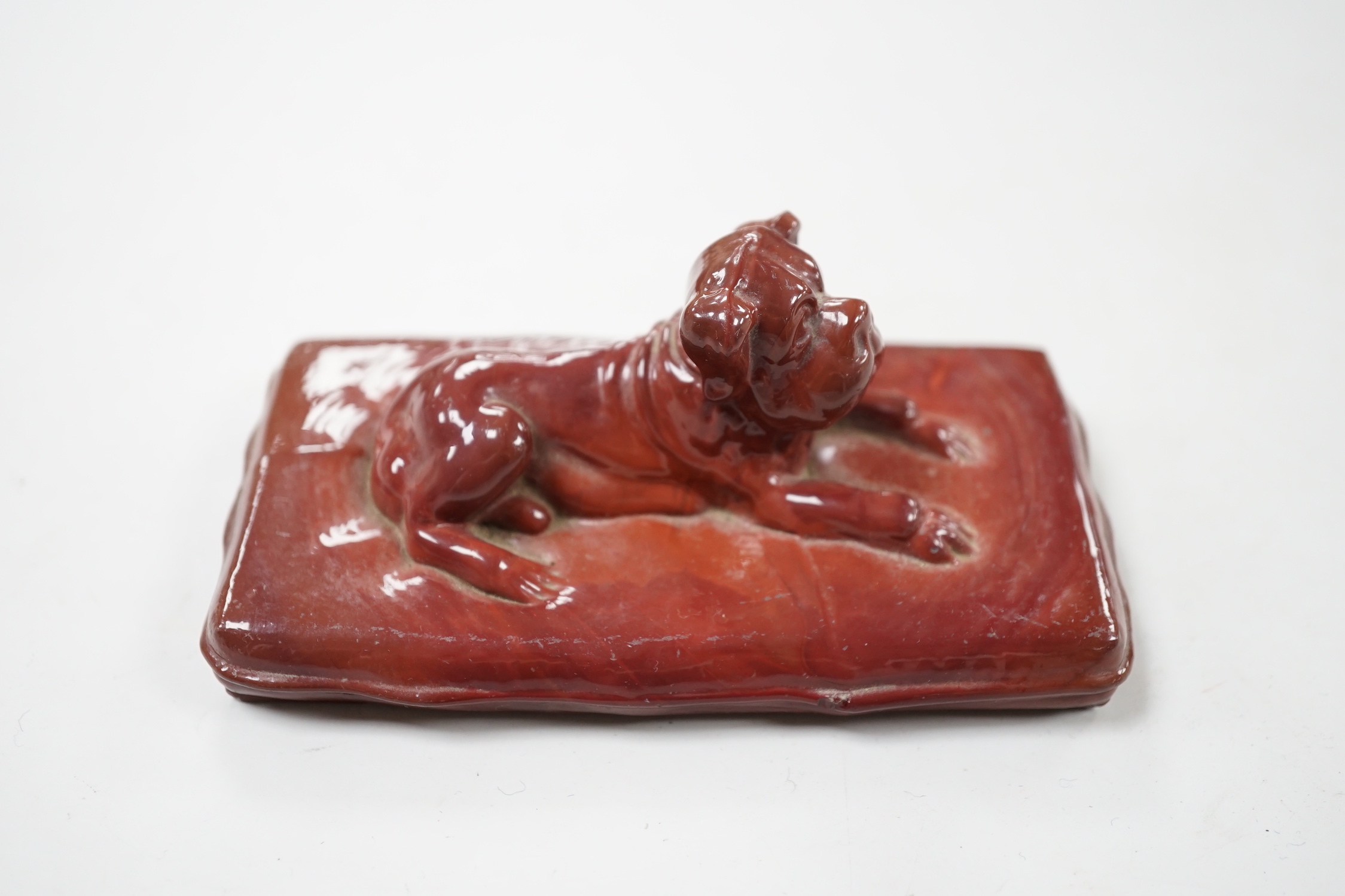 A German ‘agate’ glass model of a dog, 11.5cm wide